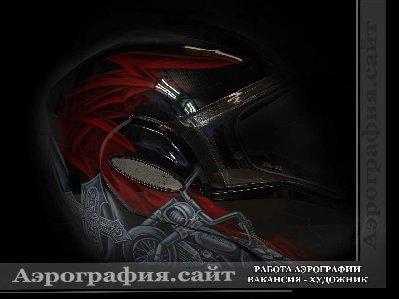 Аэрография шлема замок Дракула преисподняя красный фон